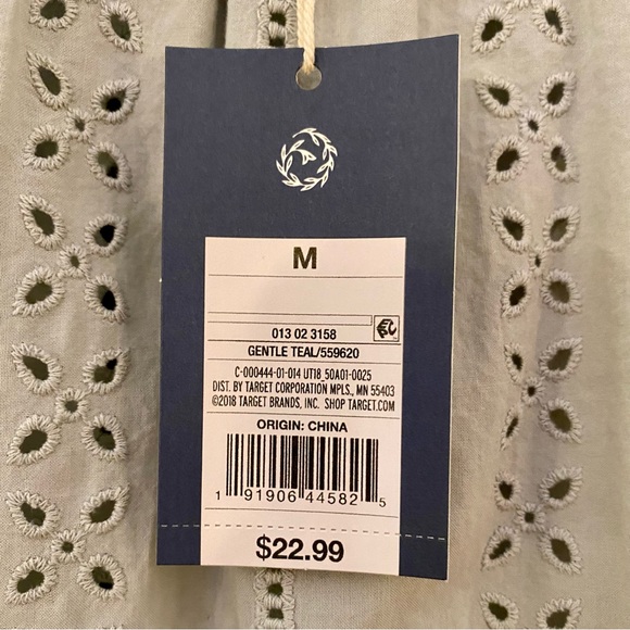 NWT Spring Top - Picture 4 of 4